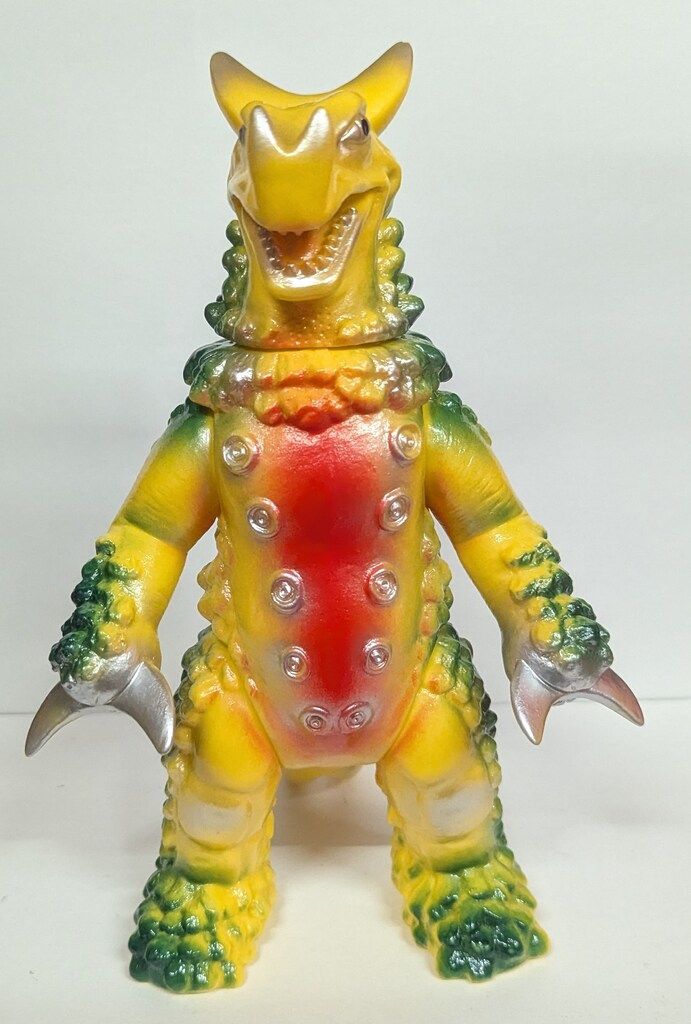 ベアモデル オール怪獣コレクション レッドキラー(黄)緑&赤 - メルカリ