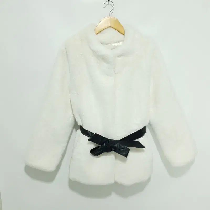 ベルト付きファー ジャケット F_W 0391