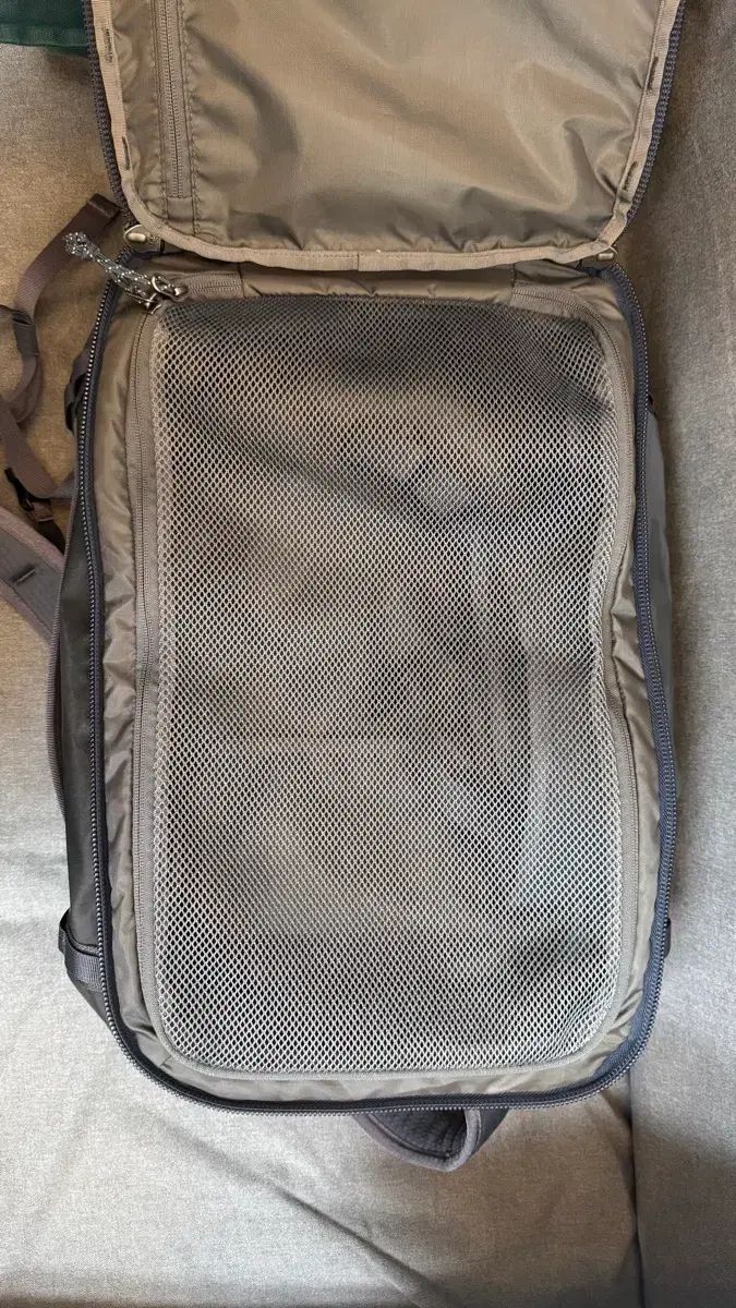 patagonia ブラックホール