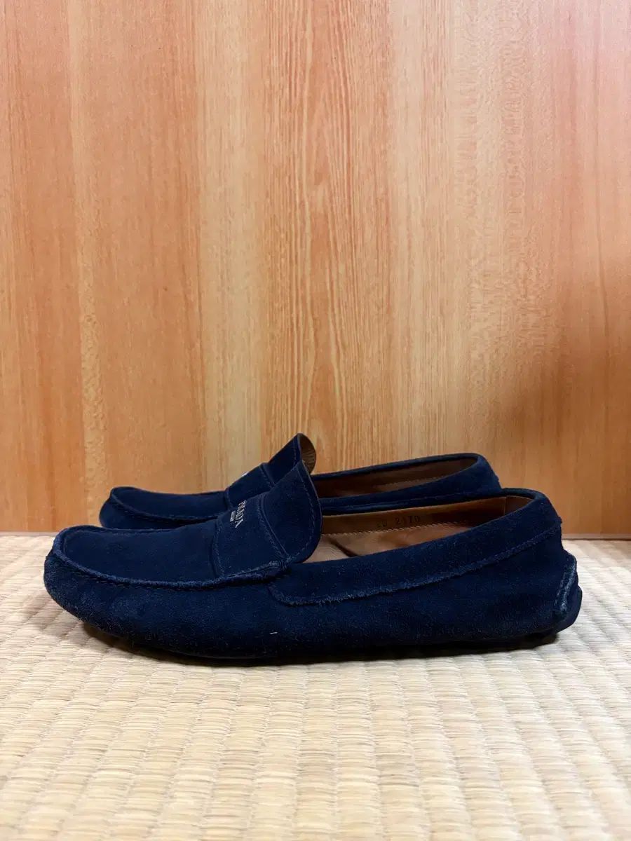 ドライビング シューズ