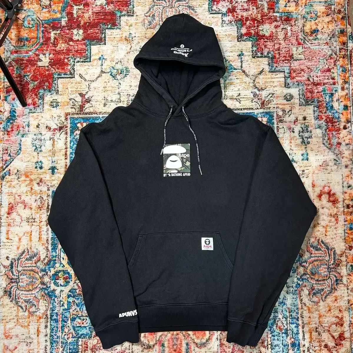 L ベイプ A BATHING APE アベイシングエイプ プリント フーディー