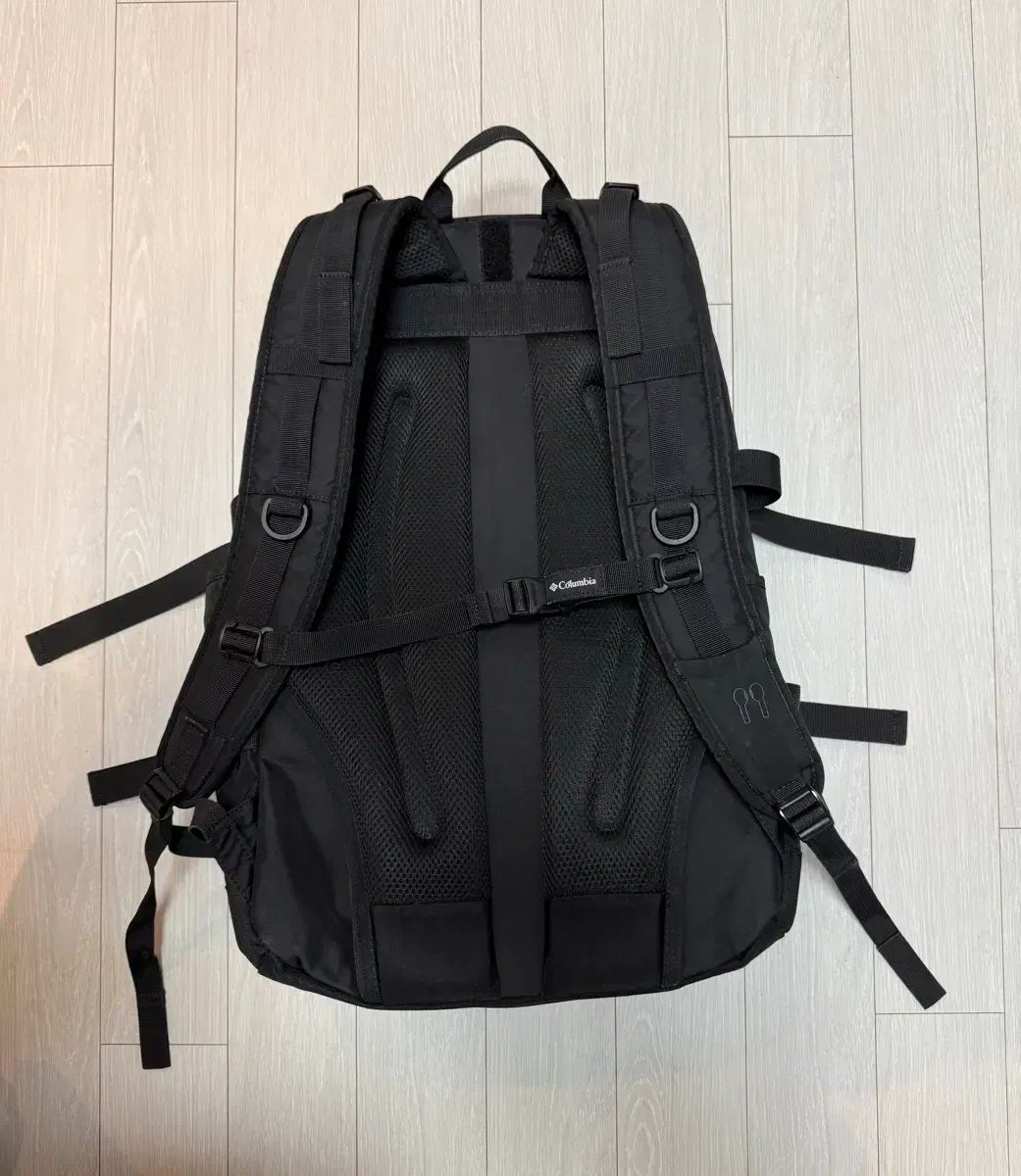 35 L