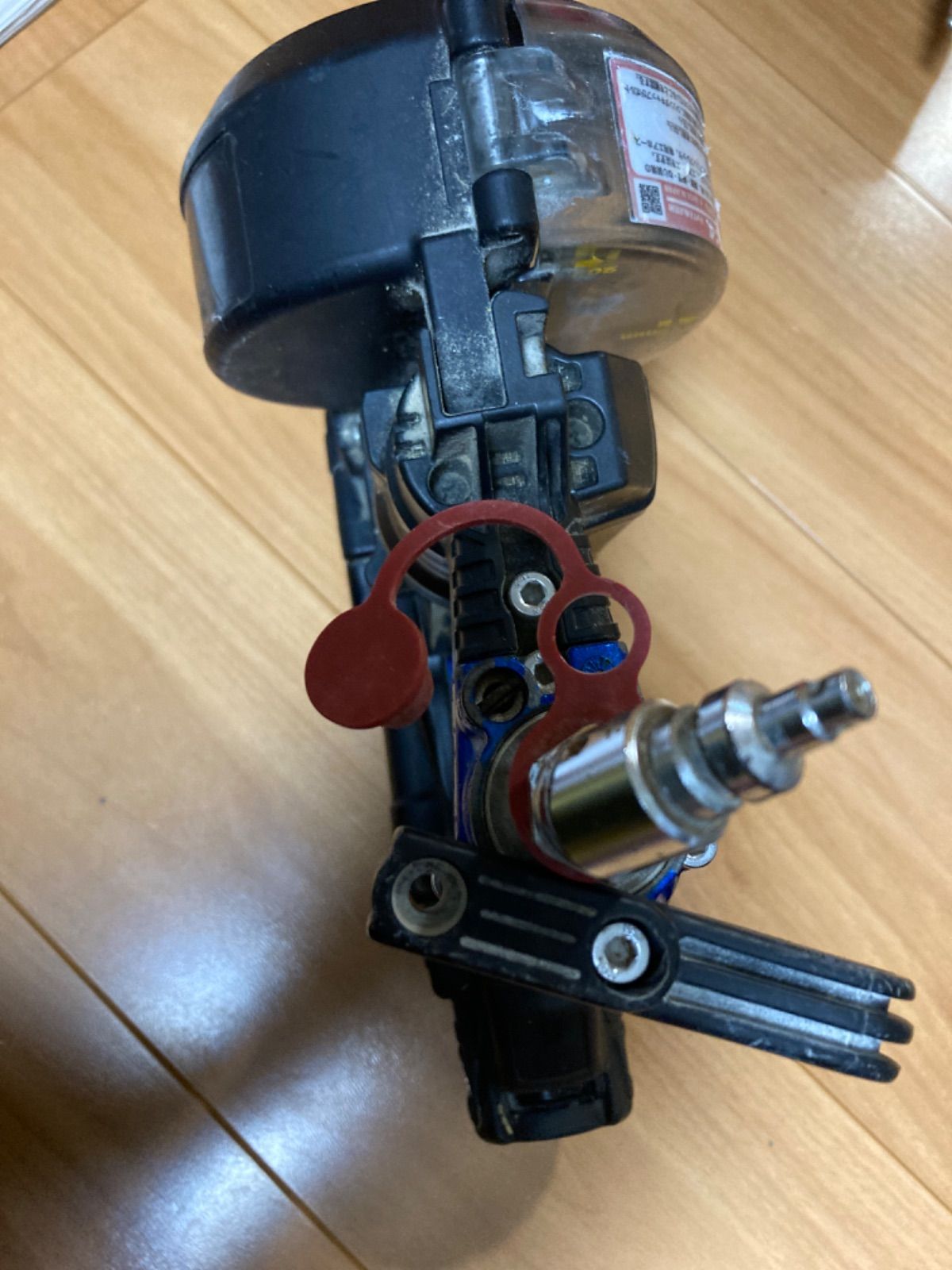 マックス高圧ビス打ち機 HV