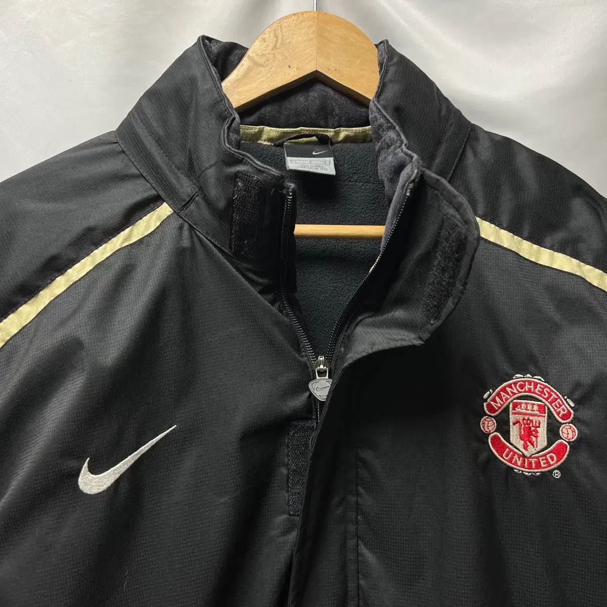 NIKE 00s マンチェスターユナイテッド ウインドブレーカー　ブラック NIKE 00s マンチェスターユナイテッド ウインドブレーカーブラック