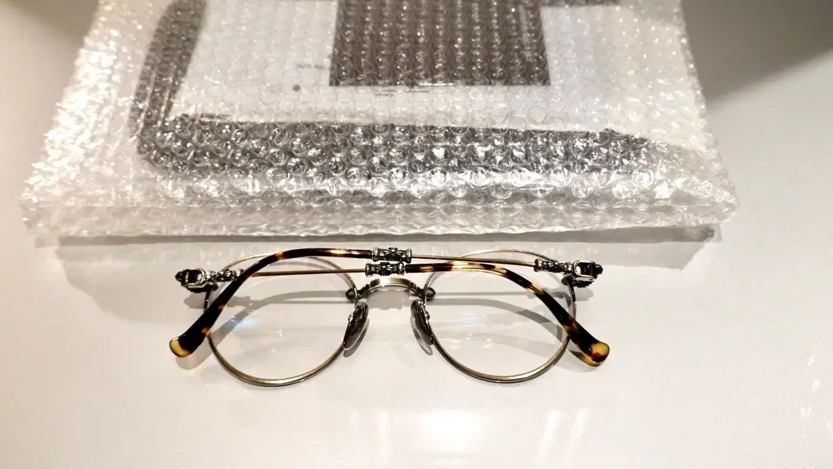 CHROME HAEATS クロムハーツ ブバa 24年 新モデル AG P メガネ