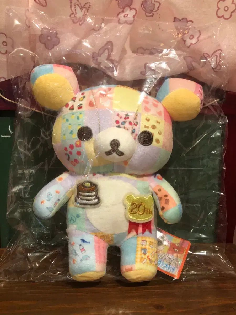 リラックマ20周年記念 パッチワークぬいぐるみ リラックマ イベントリポート】「リラックマ20周年記念 祝・成くま式」が開催中！｜
