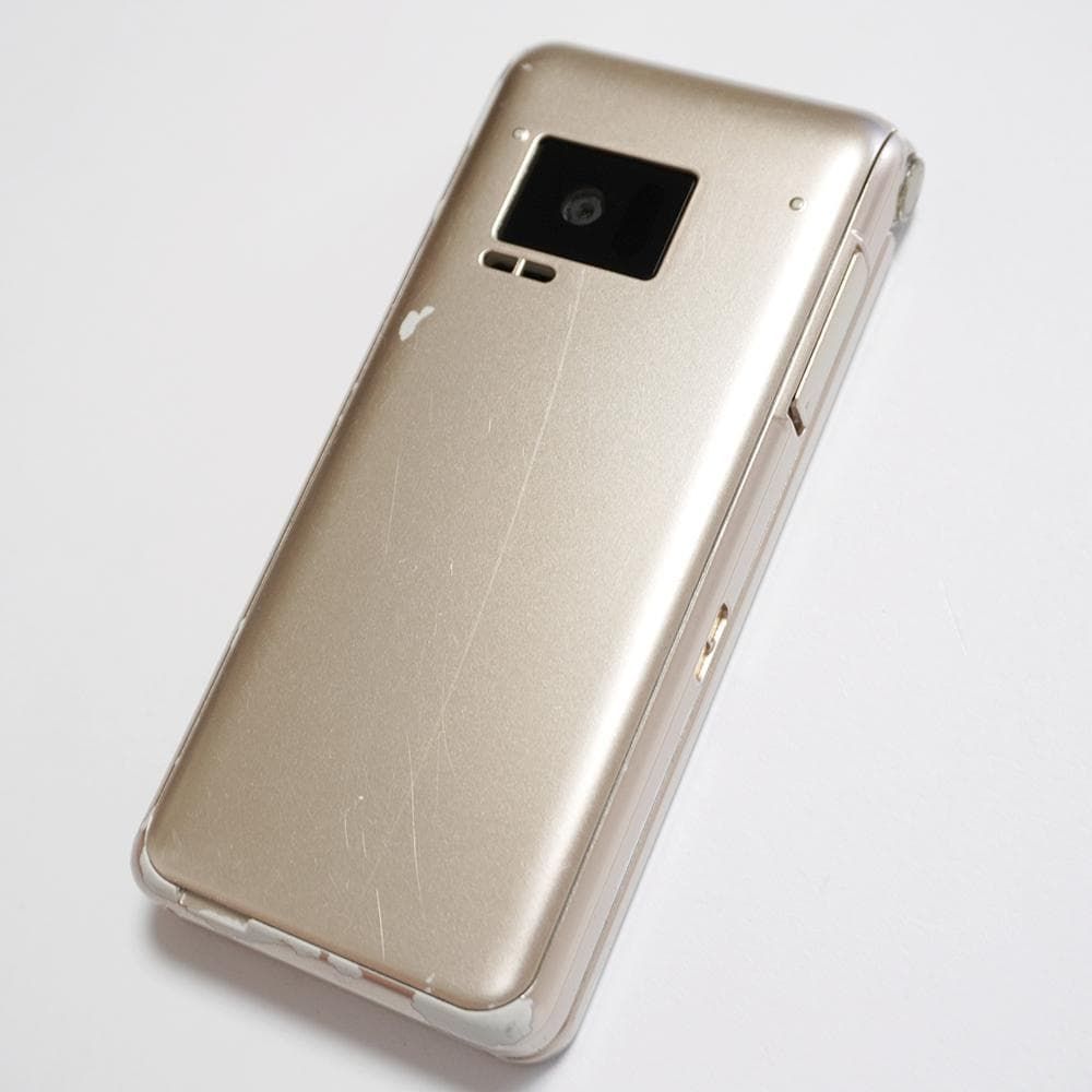 パナソニック docomo P-01G [ゴールド] 価格比較 - 価格.com