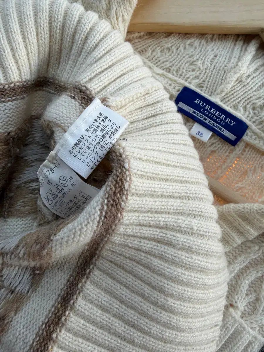  38 バーバリー ブルーレーベル ノルディック WHOフーディー ニット ONE PIECE 長袖 七分袖 ひざ丈ワンピース