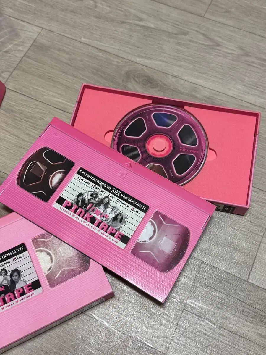 トレカ〇) f(x) ピンク テープ アルバム 初恋 - メルカリ