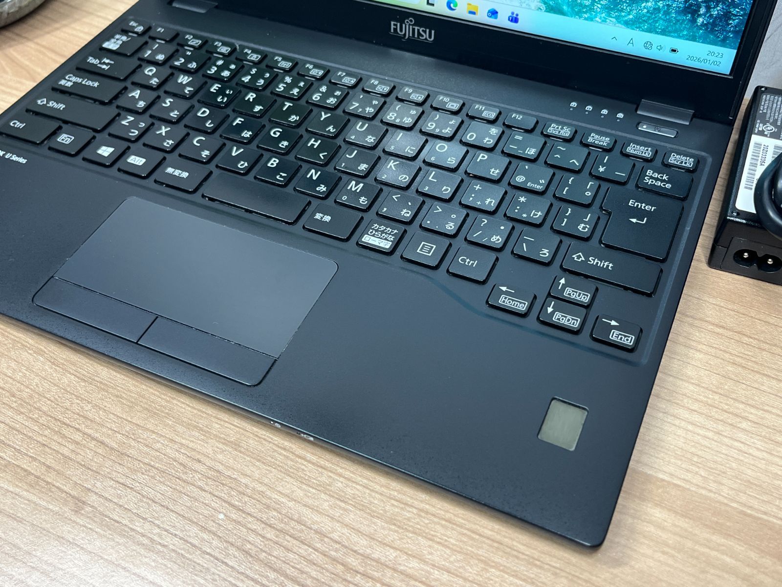 お買い得品〉055 Fujitsu Lifebook U9310E 8GB/SSD256 第10世代 office2024 軽量　ノートパソコン お買い得品〉055 Fujitsu Lifebook U9310E 8GB/SSD256 第10世代