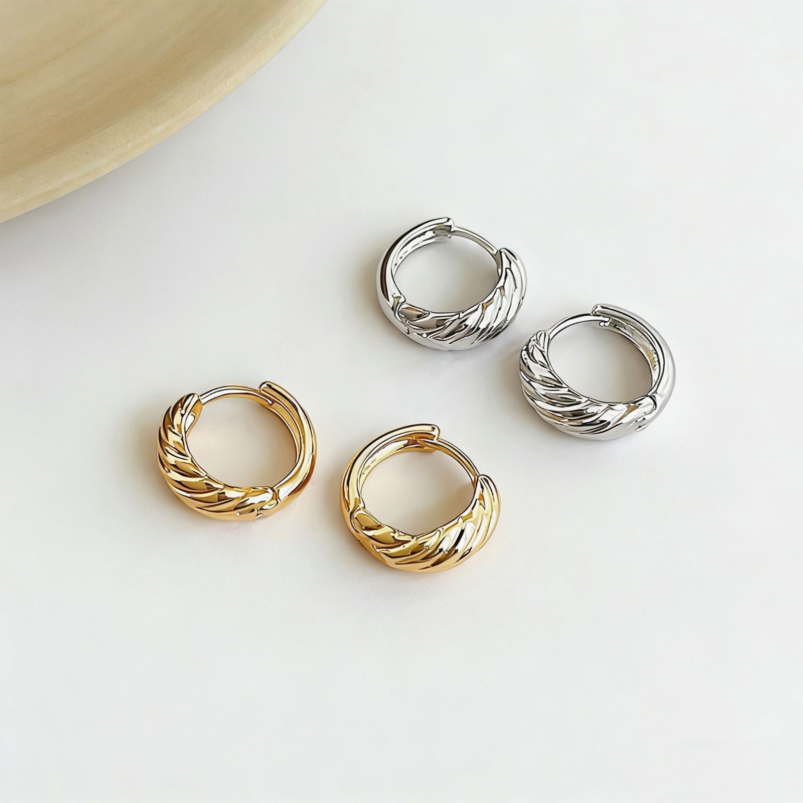 新品 リーフ模様 フープピアス シルバー S925 ゴールド14kgf EH005