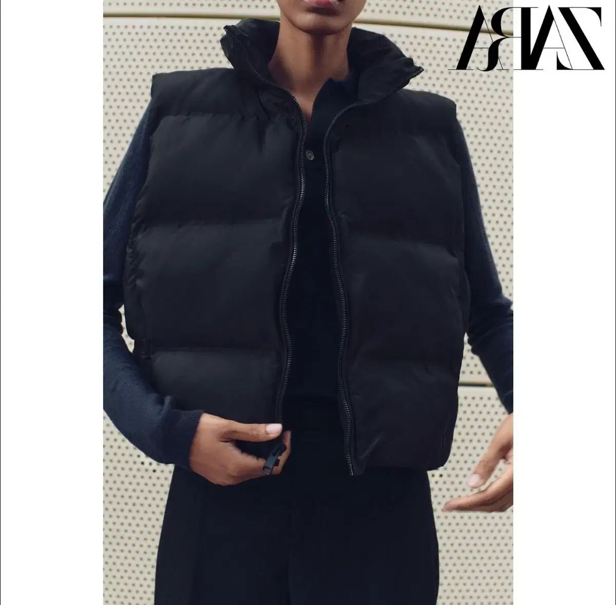 ZARA 厚手 ダウン ジップアップ ベスト 【公式通販】