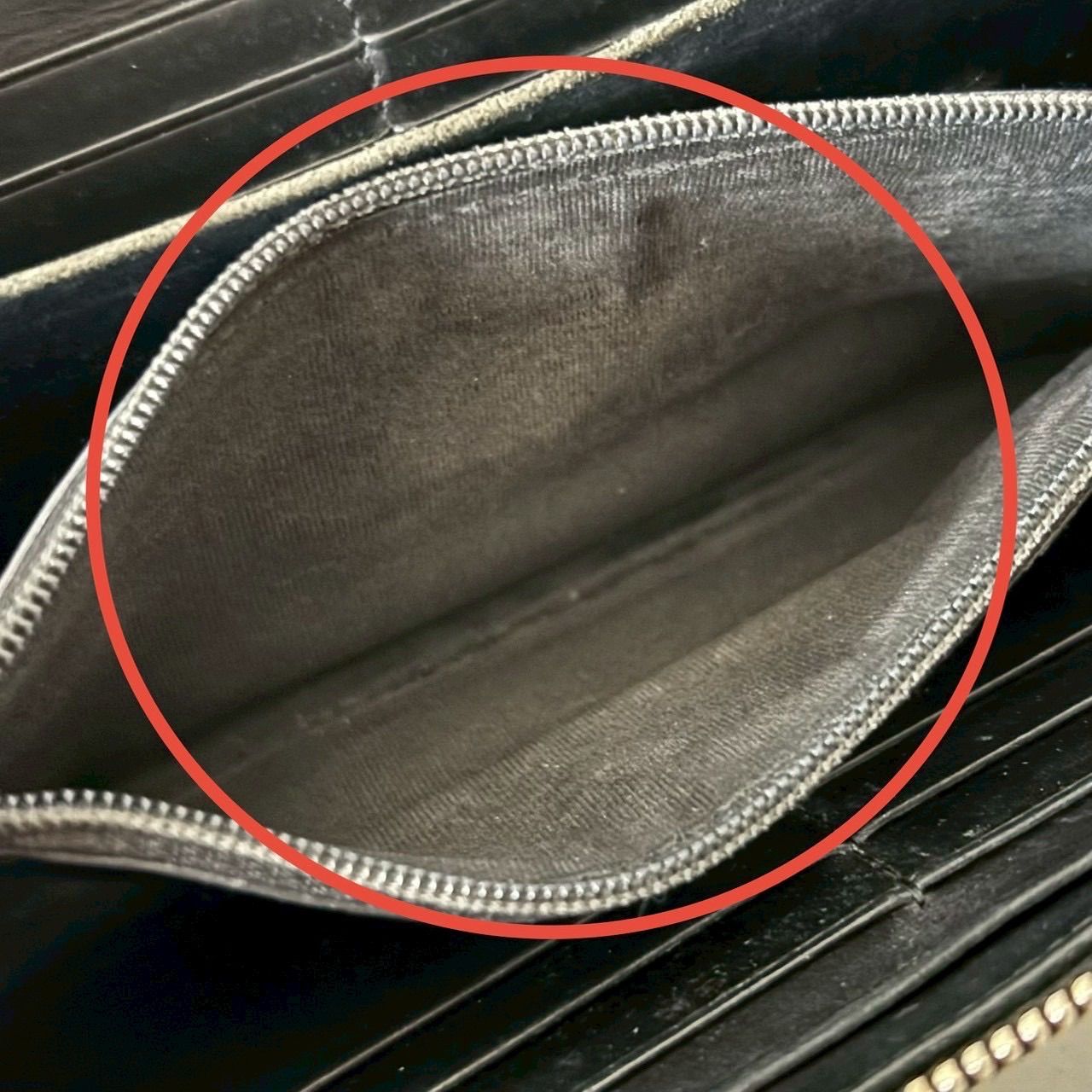 長財布 ラウンドファスナー