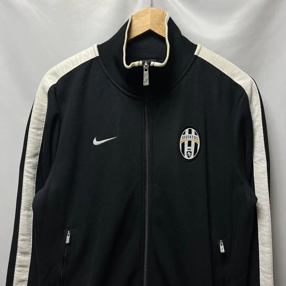 L NIKE ユヴェントス サイドライン トレーナー ブラック トラックジャケット ジップアップ