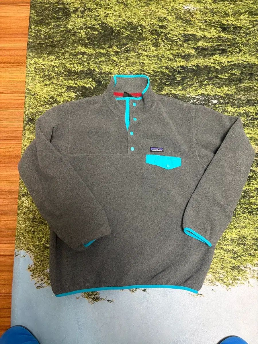 パタゴニア Synchilla グレー