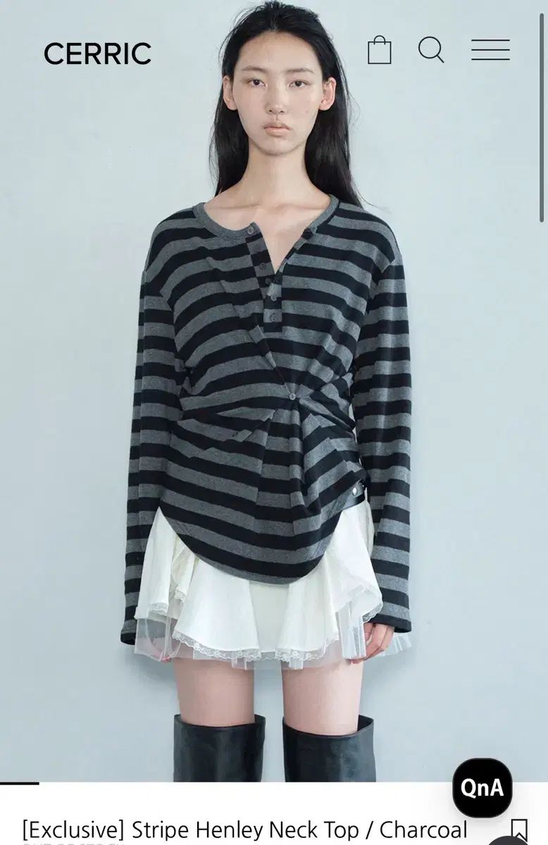 セリック チャコール ストライプ ヘンリーネック トップス