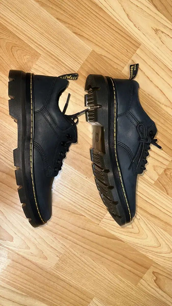  DR MARTENS リーダー ワイオミング uk 11 300 サイズ 商品 ボックス0 その他 ブーツ 革靴