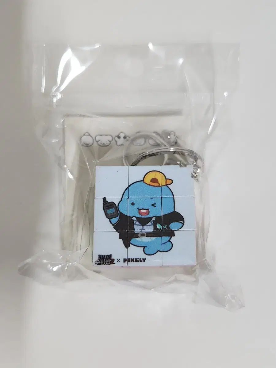 チャムトゥルTシャツ ミステリー調査班ピクセル リー 展示会 キュー キーホルダー 特典