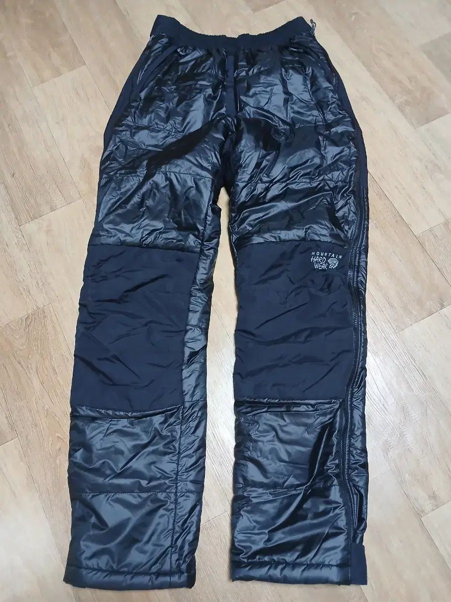 防寒オーバースラックス