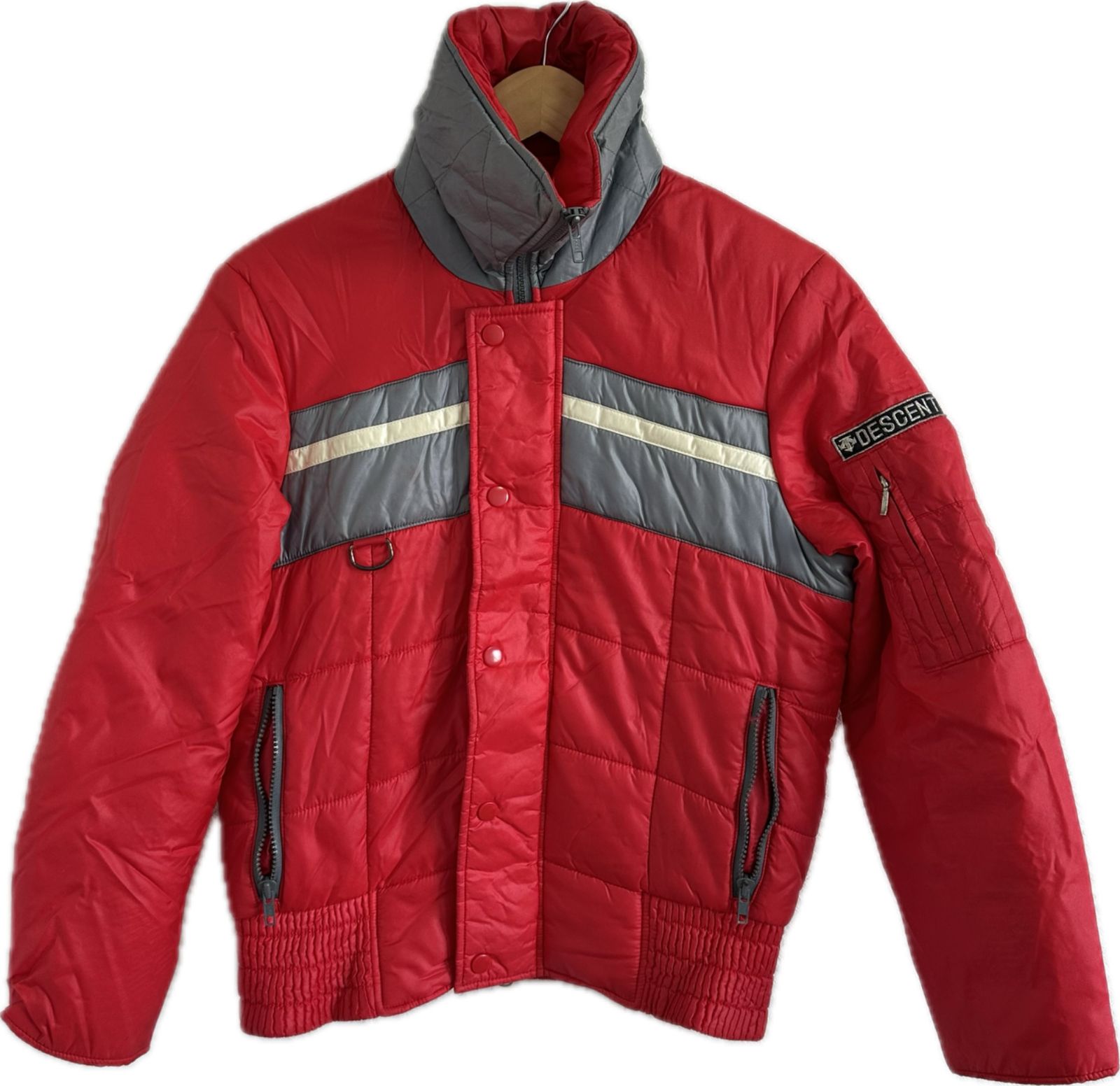 ZK26 【美品】DESCENTEデサント 中綿ダウンジャケット アウター レッド