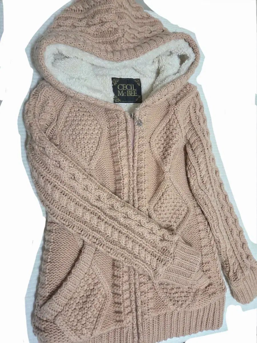セシルマクビー ピンク フード ニット カーディガン ジップアップ