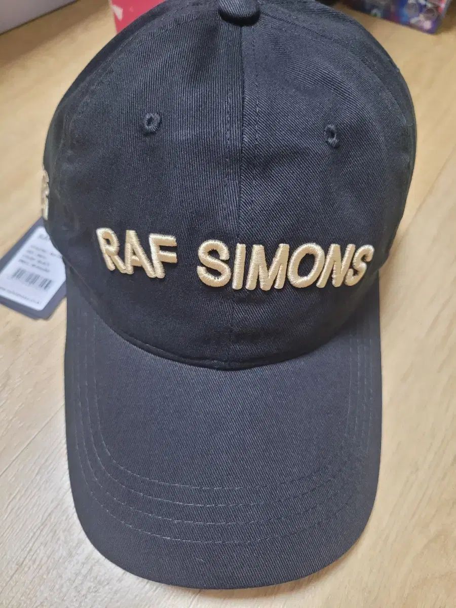 RAF SIMONS ラフ シモンズ ロゴ ベースボールキャップ ブラック