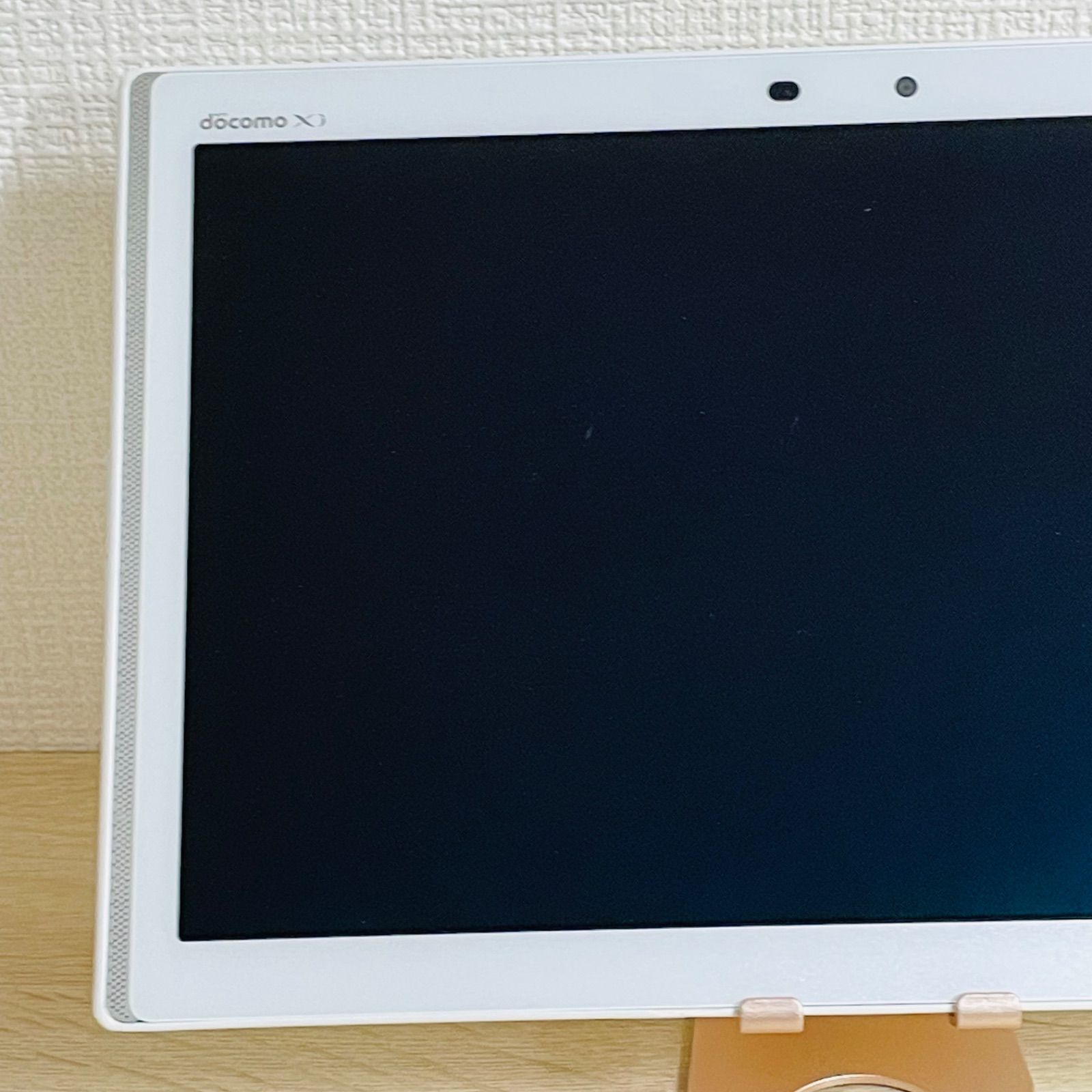 動作品】ARROWS Tab docomo F-03G｜Android 4.4.4｜ホワイト - メルカリ