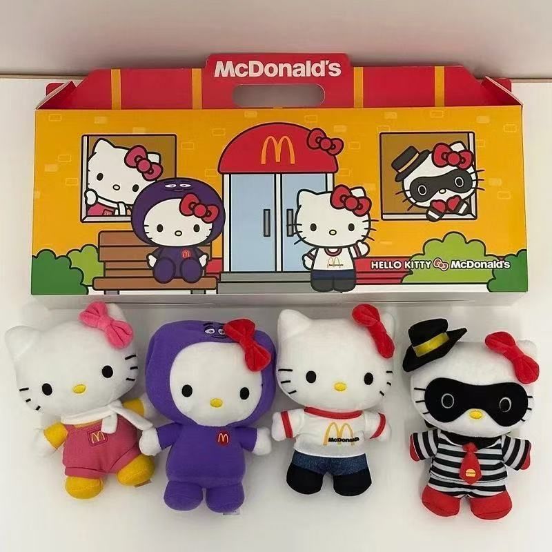 ハローキティのマクドナルド香港50周年記念限定ぬいぐるみセット