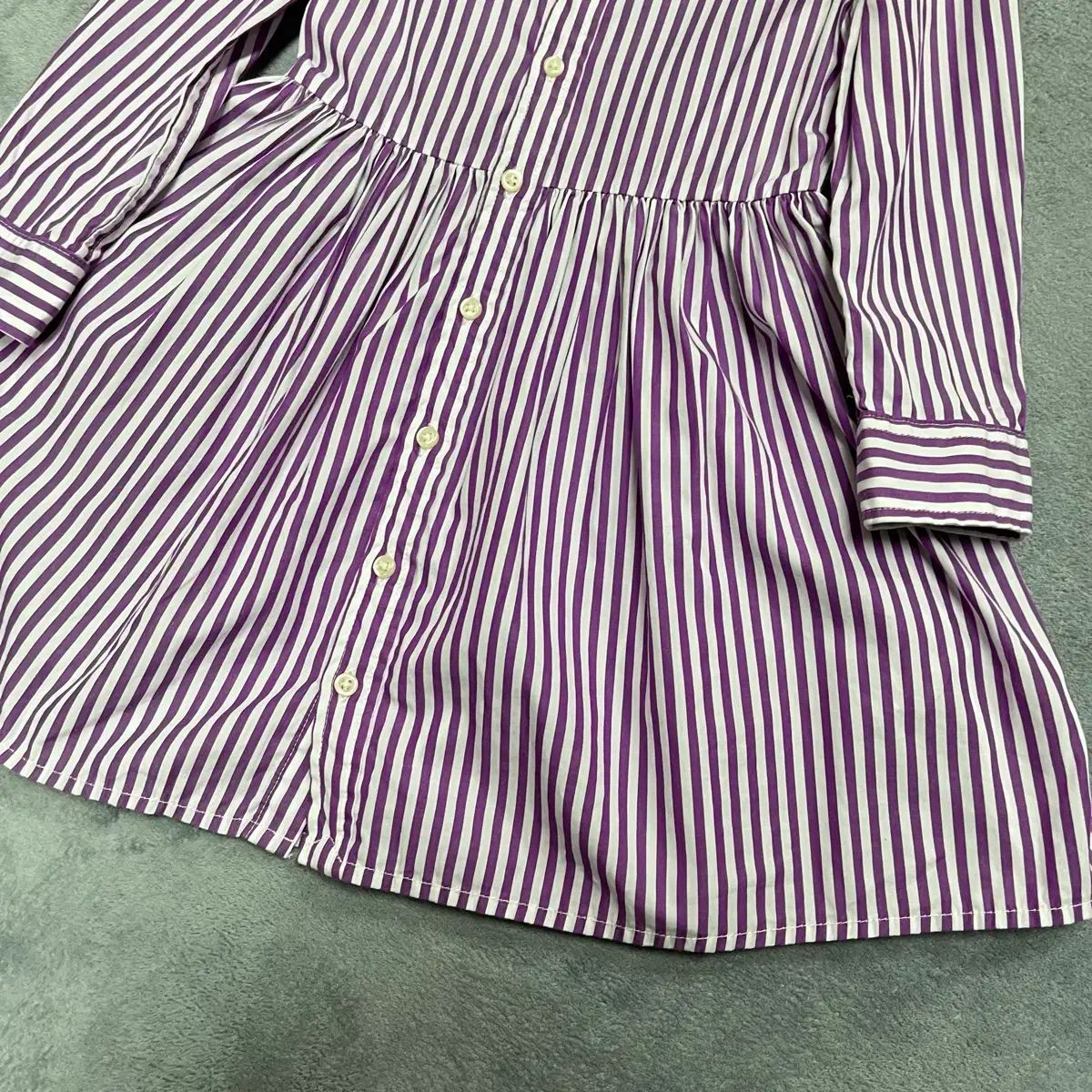 【8/26限定値下】ポロラルフローレン　ストライプ　プリーツ　ワンピース　紫 8/26限定値下】ポロラルフローレン ストライプ プリーツ ワンピース 紫