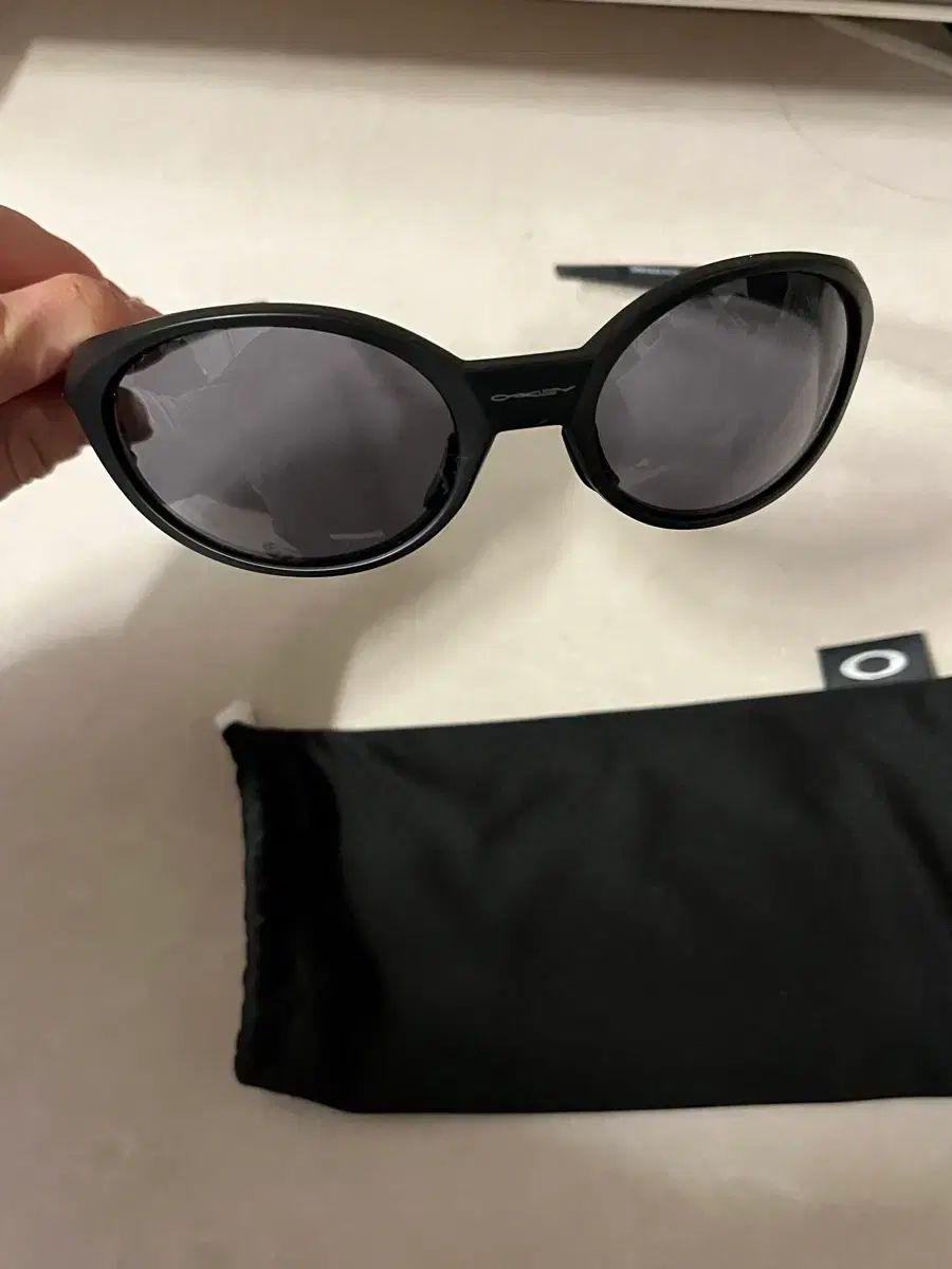  1回着用 オークリー アイジャケット REDUX マット サングラス サングラス 小物
