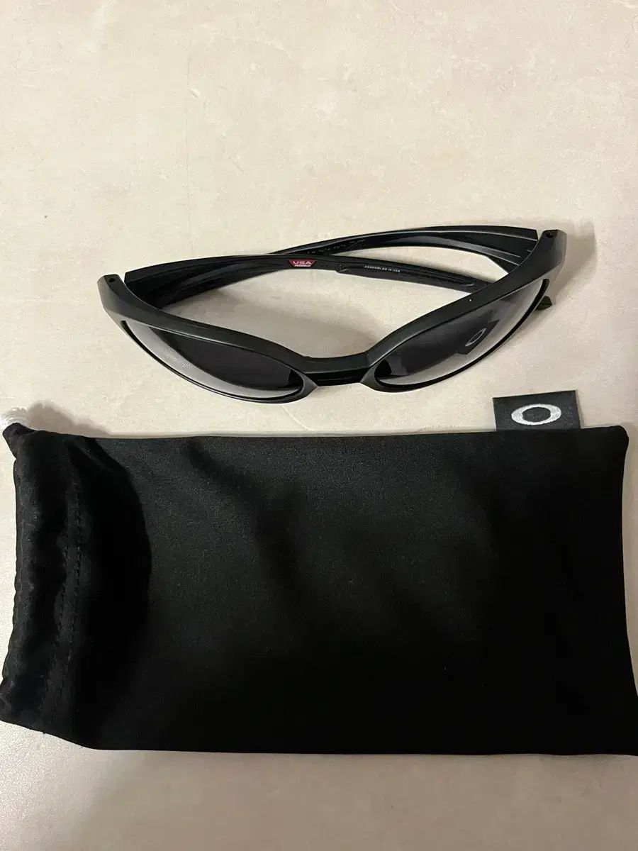 1回着用 オークリー アイジャケット REDUX マット サングラス