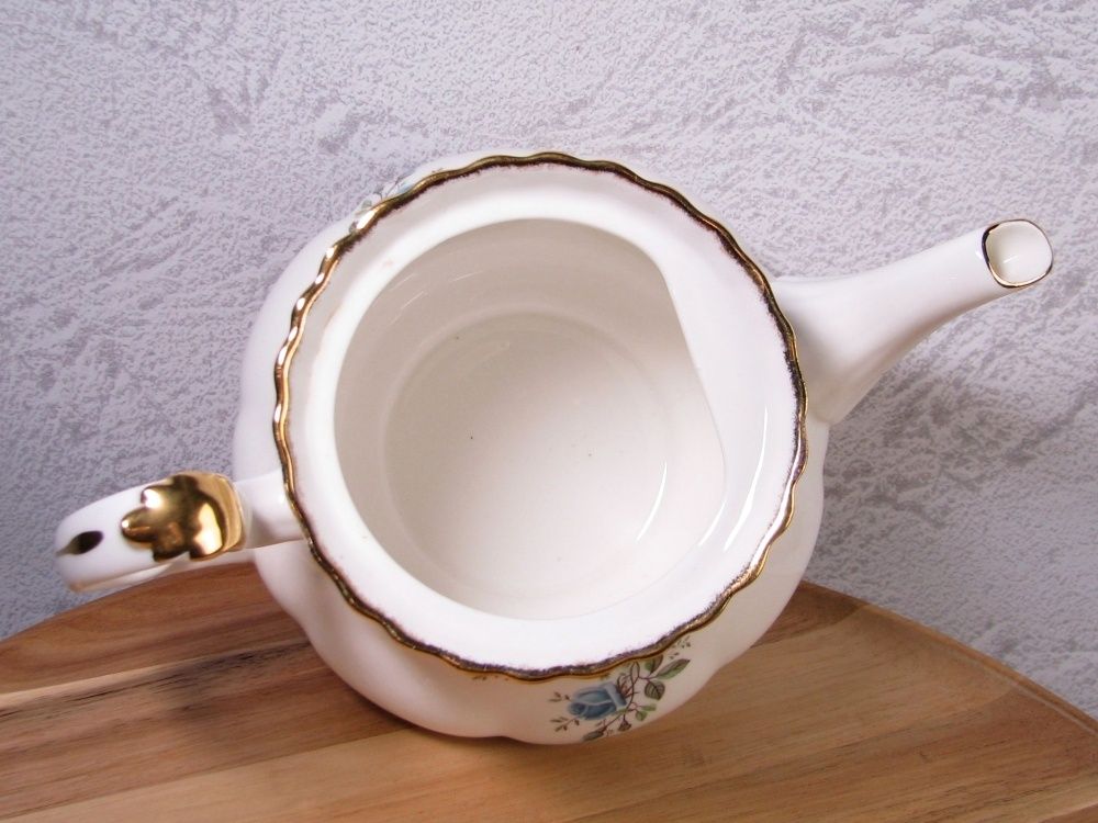 英国製 希少品 ヴィンテージ ロイヤルアルバート ムーンライト 英国製 希少品 ヴィンテージ ロイヤルアルバート ムーンライト