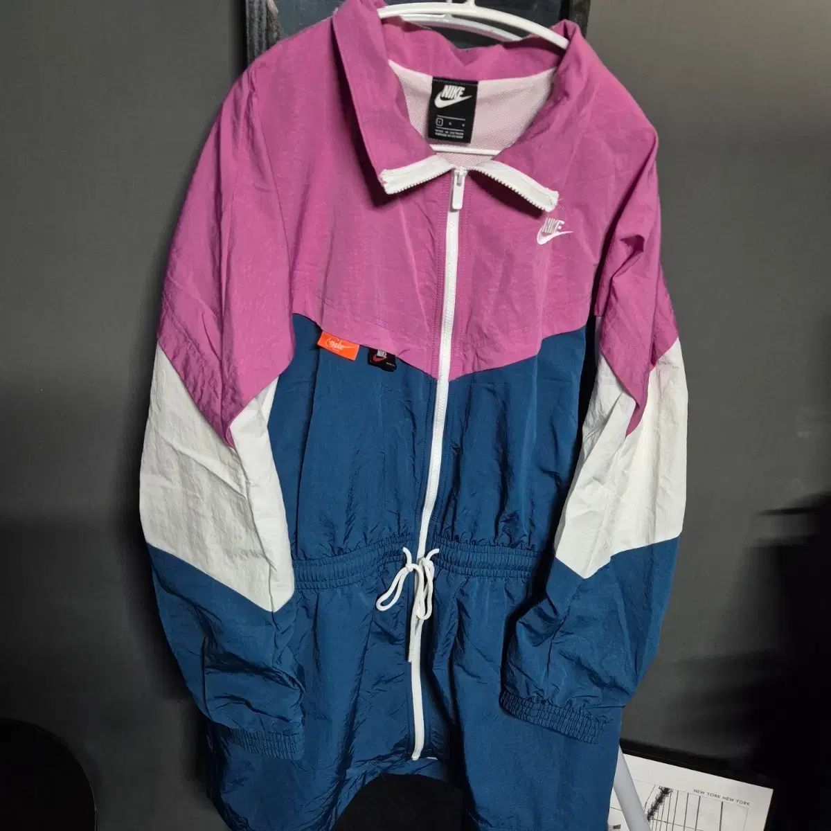 Nike ジップアップ ウィンドブレーカー ネイビー/ピンク Nike Windrunner Women's Waterproof Windbreaker Jacket - Navy/Pink