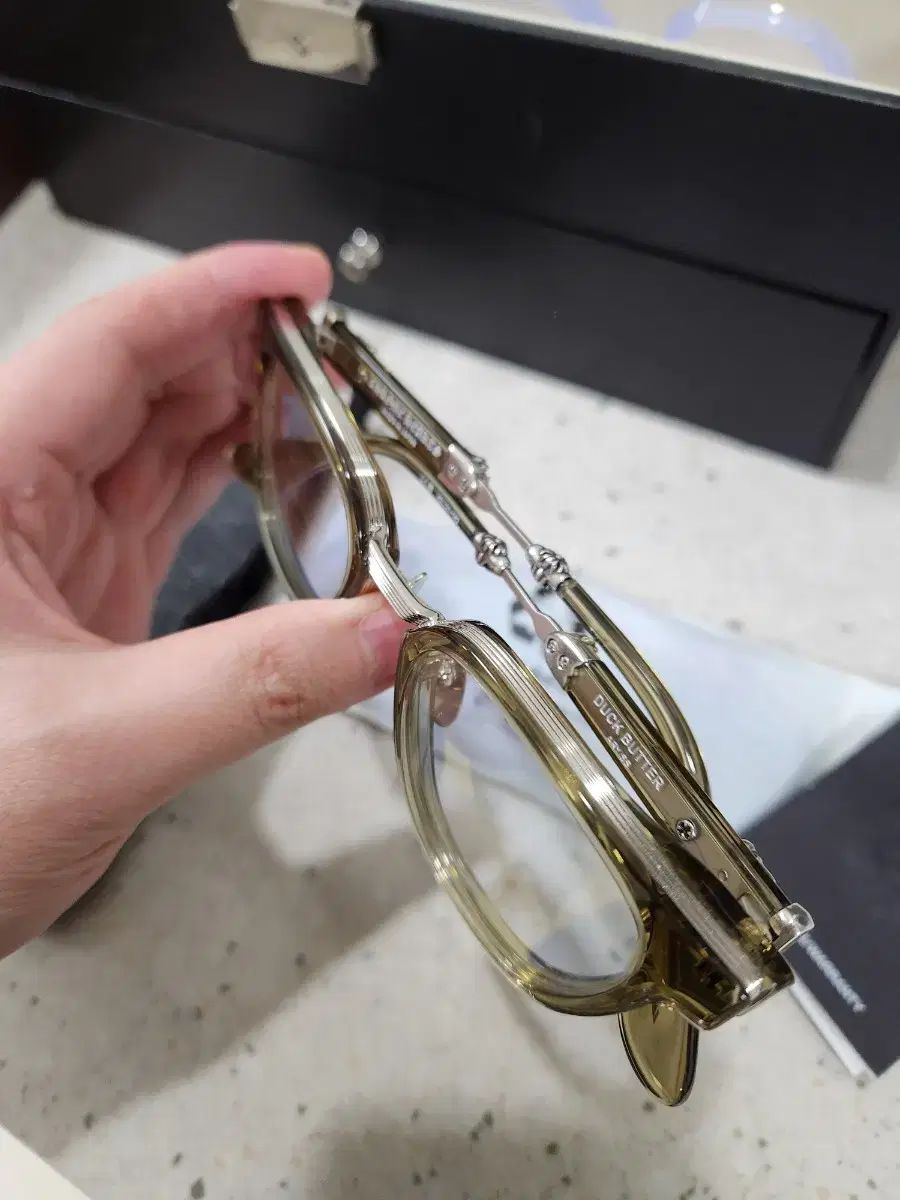 BUTTER ダックバター