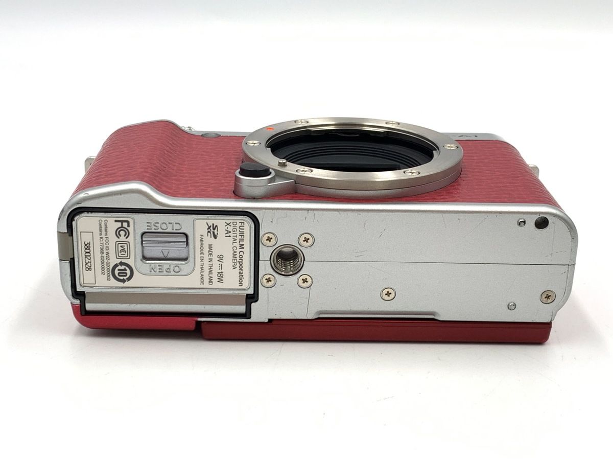 中古】 【並品】 フジフイルム X-A1 ボディ レッド - メルカリ