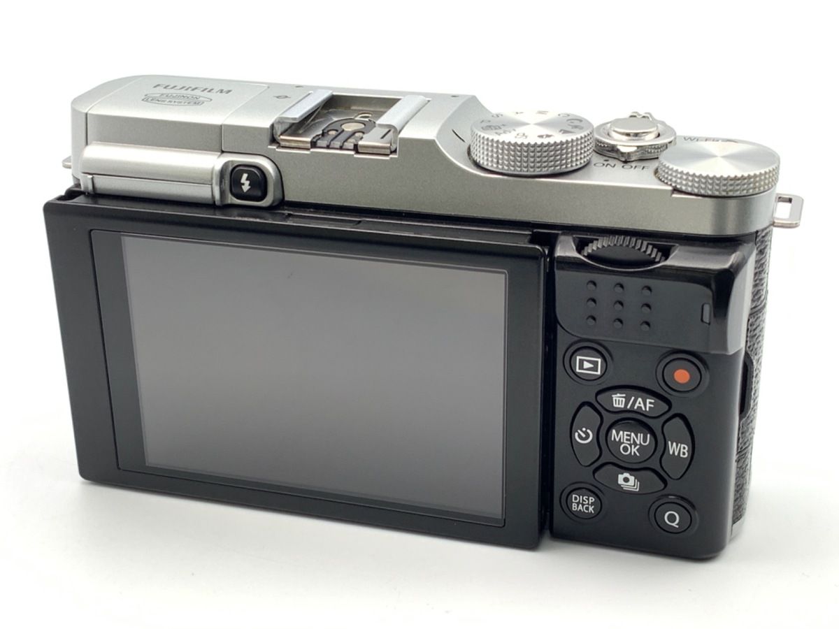 並品 フジフイルム X A 2 ボディ シルバー