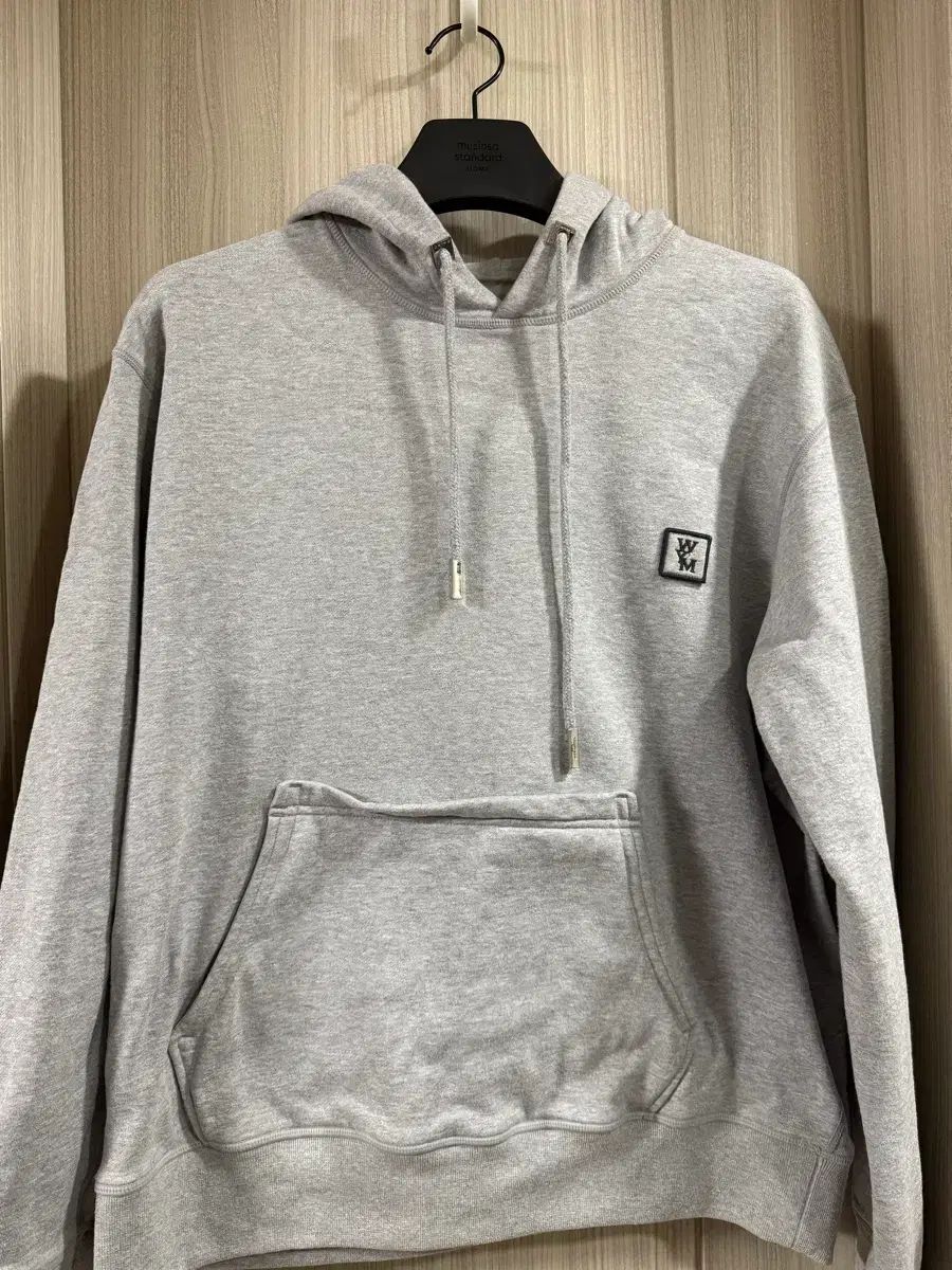 ウーヨンミ バックロゴ フーディー Tシャツ 46