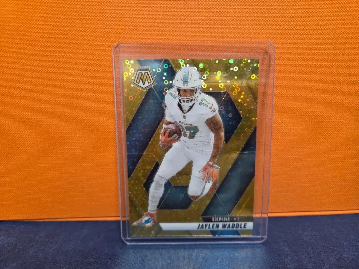 ジェイラン ワドル Jaylen waddle GOLD ディスコ 10