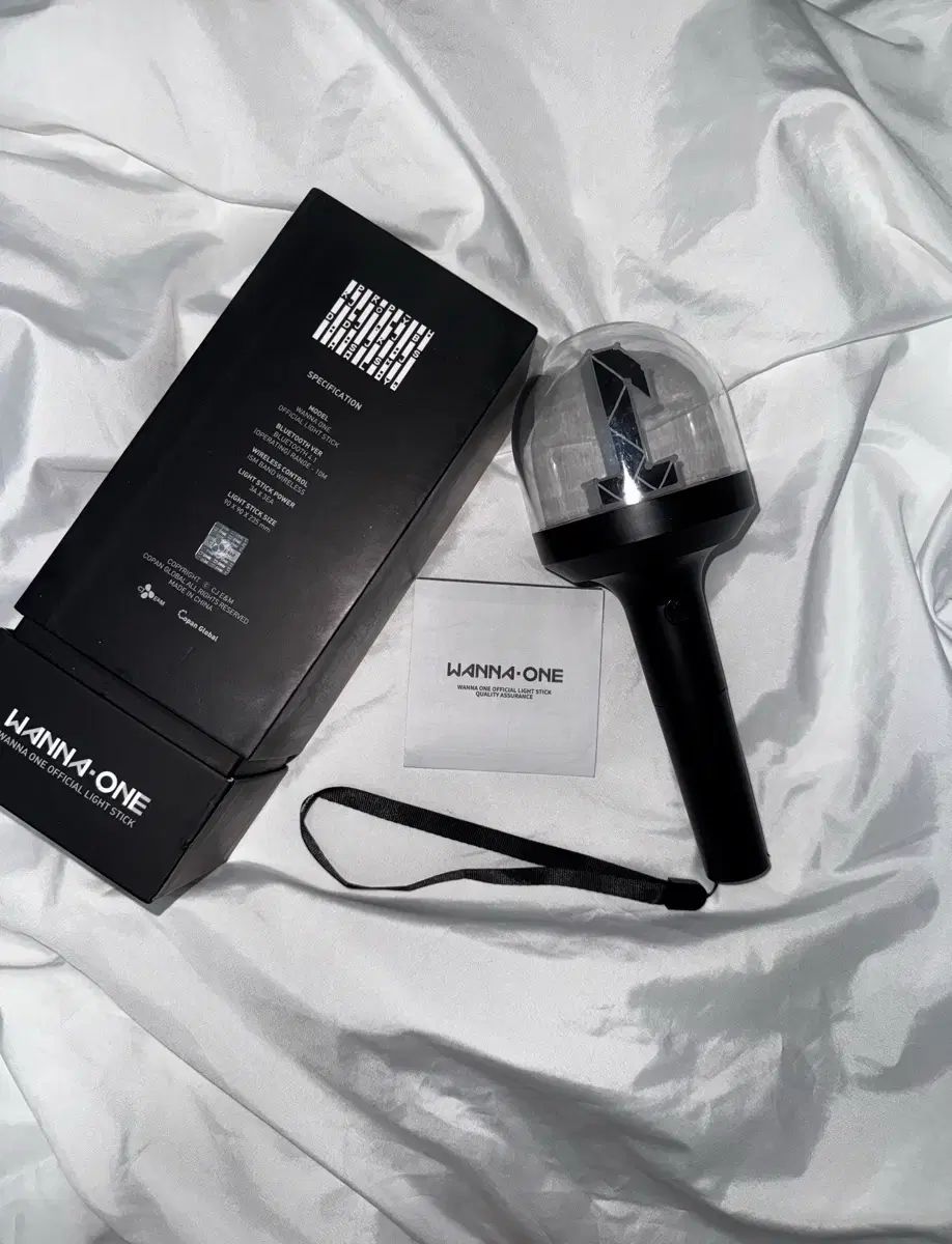 Wanna One（ワナワン）応援ペンライト 너블봉 - メルカリ