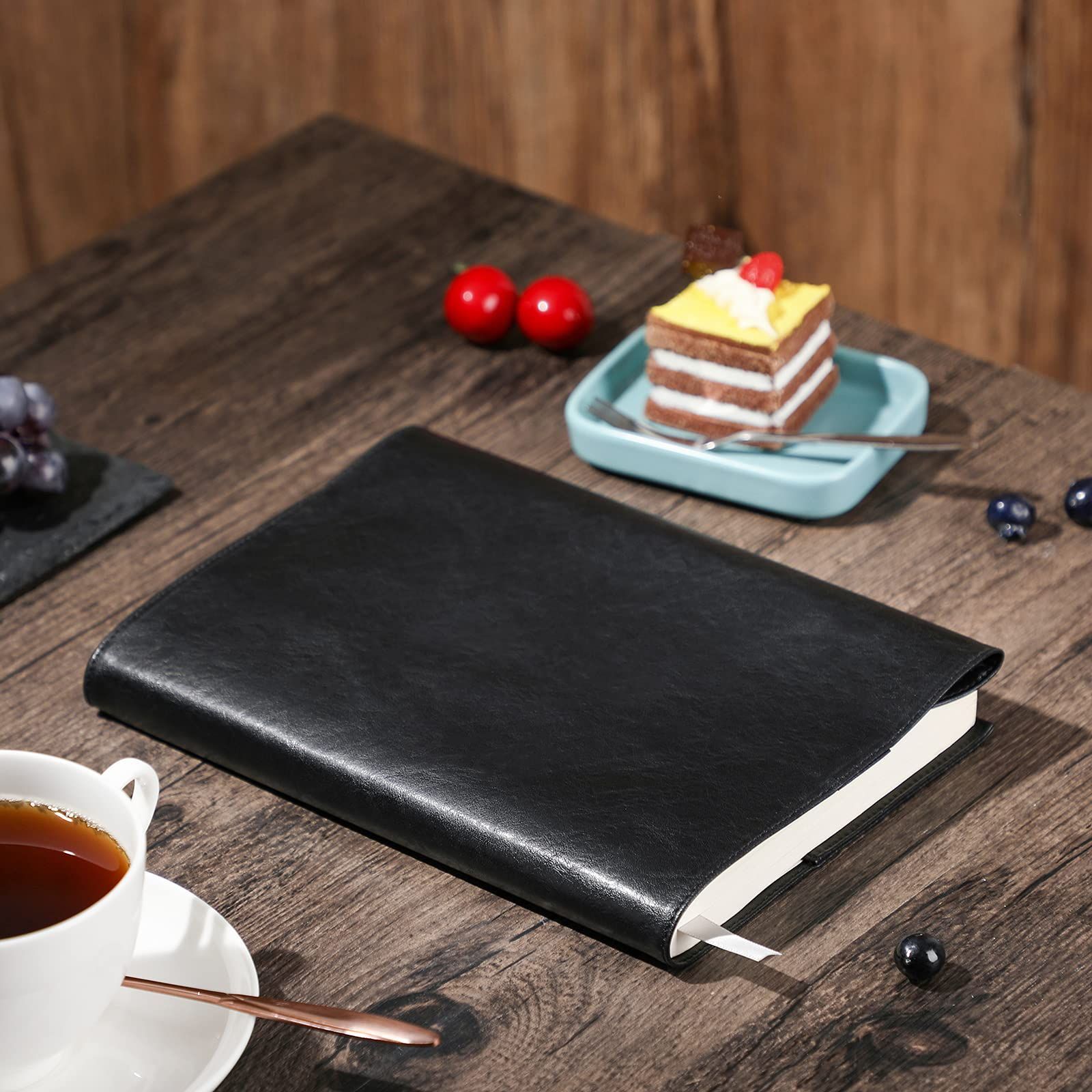 商品 クロ a 5 栞付き 厚み調整可 goges上質感のある合皮レザーブックカバー