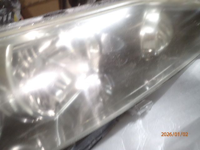 ウィッシュ ZGE20 後期 HID ヘッドライト ヘッドランプ 右 ichikoh 68