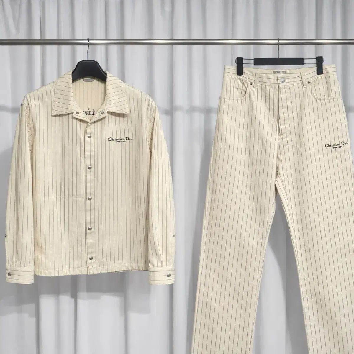 ディオール クチュール ストライプ ロゴ 刺繍 セットアップ