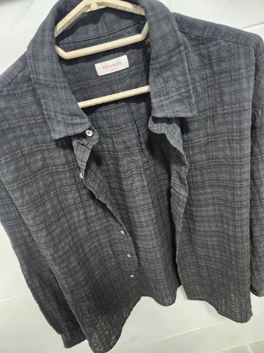 エブリワン everyworn エアリー リンクル チェック シャツ ブラック