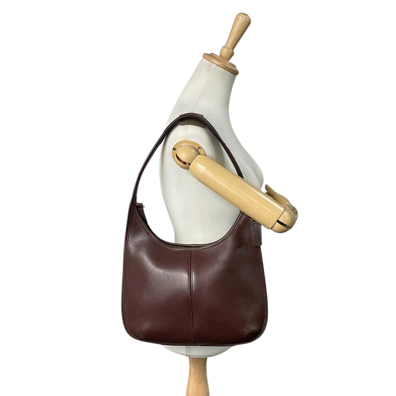 美品/希少✨コーチ ショルダーバッグ エルゴ オールレザー ハーフムーン　茶色 極美品 COACH コーチ ショルダーバッグ ハーフムーン 三日月 2way