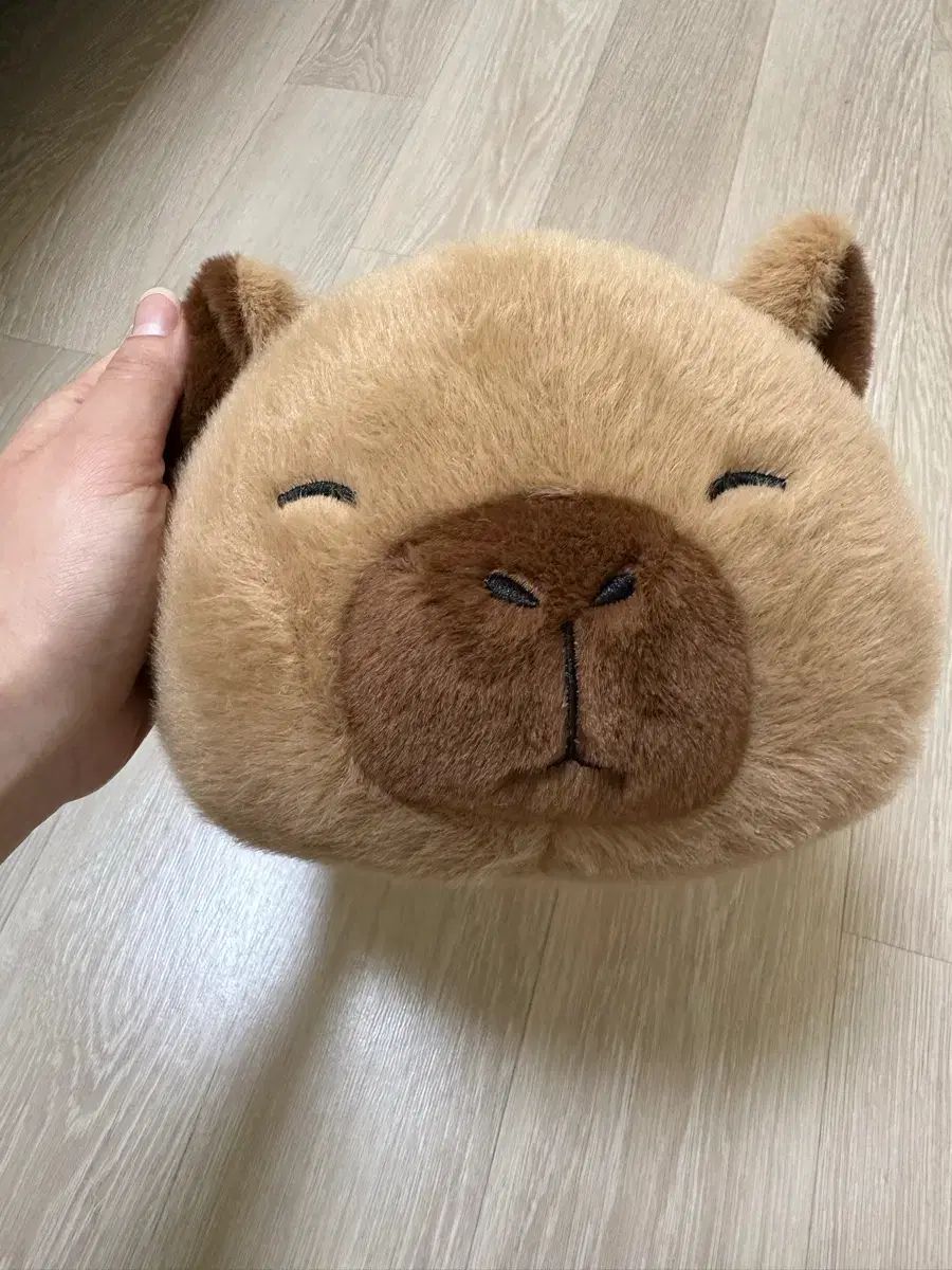 カピバラ & みつばち ぬいぐるみ (リバーシブルぬいぐるみ) ビデオあり