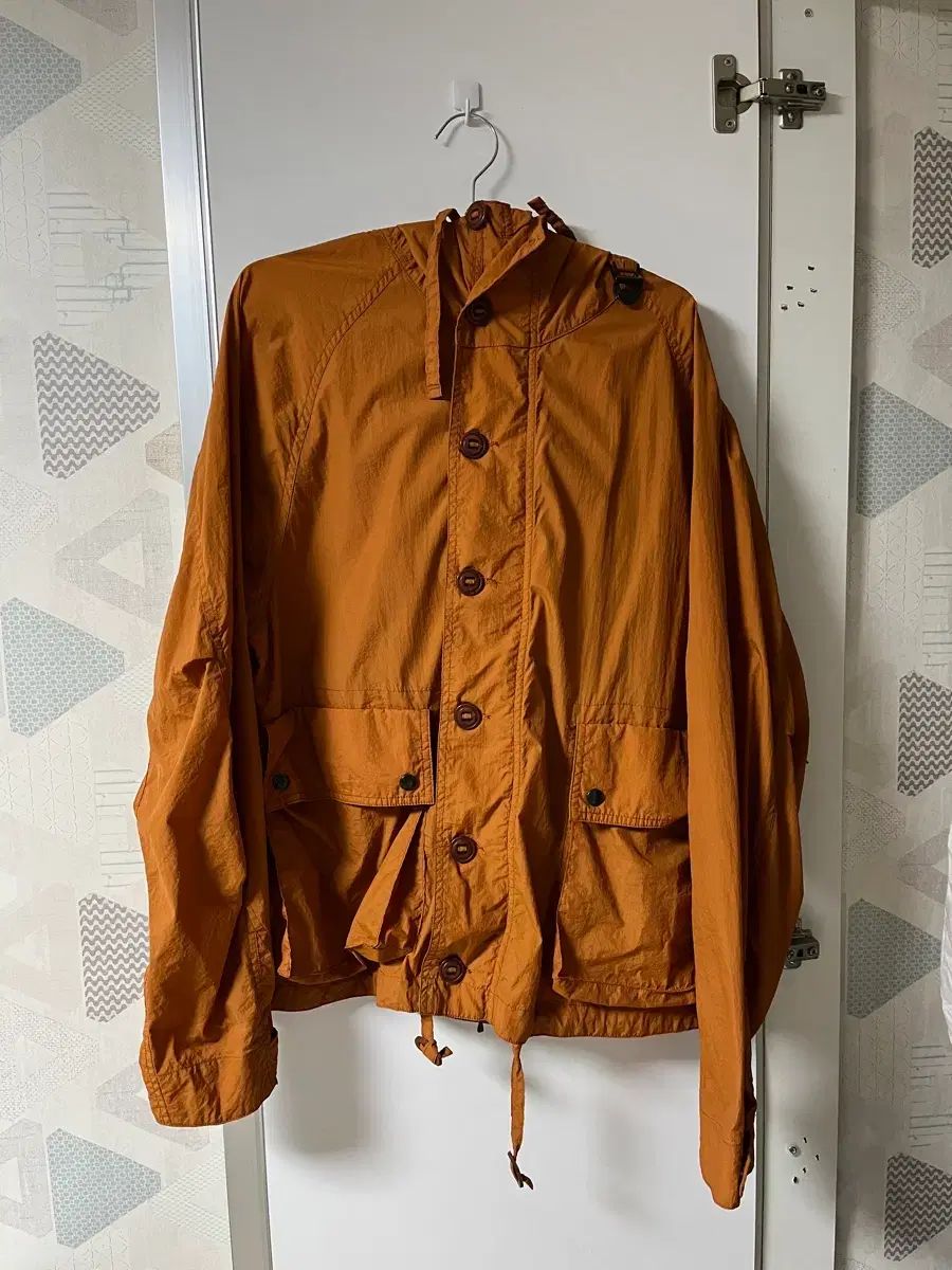 イーストローグ ウィンドブレーカー