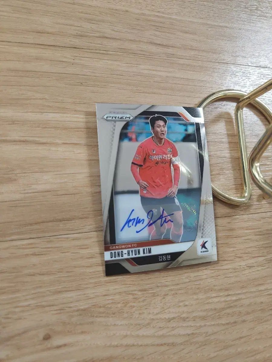 25 Panini Kリーグ プリズム 江原FC キム・ドンヒョン サイン オート