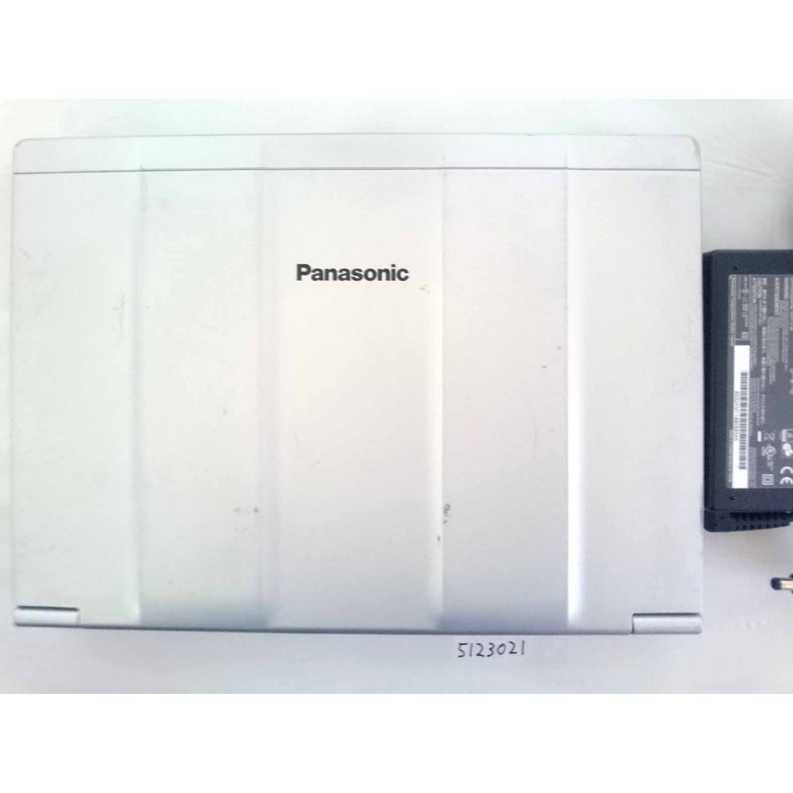 ノートパソコン本体CF SV 8 Win 11 バッテリ超良好