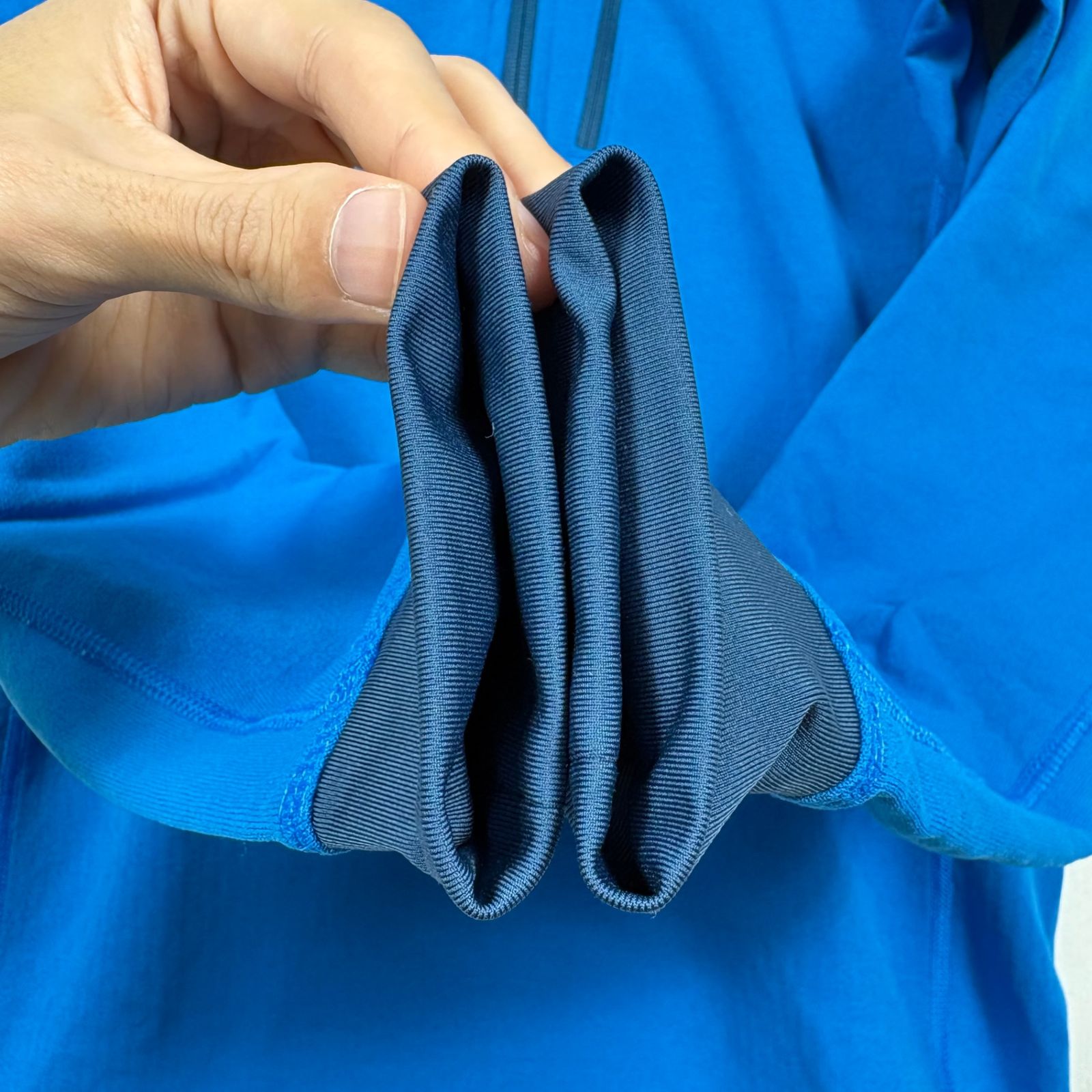 ポリエステル ウェア