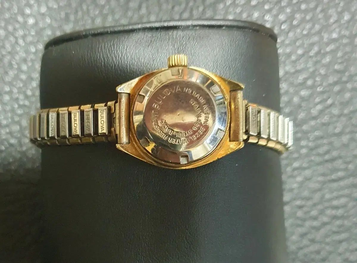 ヴィンテージ ブローバ N 9 レディース 自動巻き 腕時計